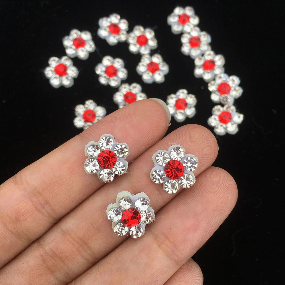 50 Unidades Decoración Flor Roja Brillantes BY DELUXE Chile