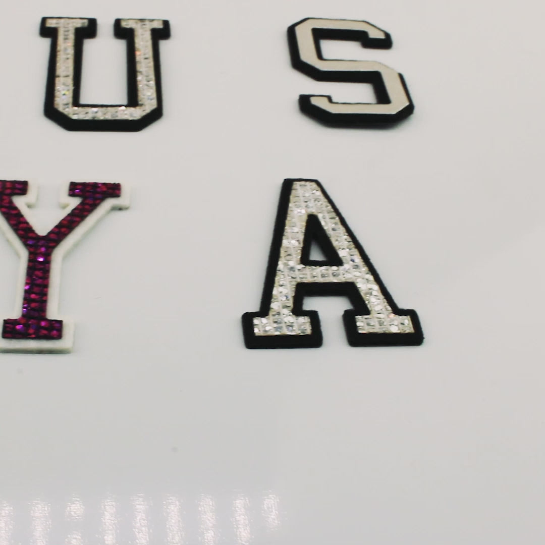 Parche Letra Abecedario Plateada Microlentejuelas BY DELUXE Chile