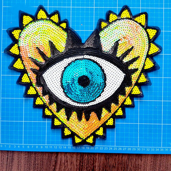 Parche Corazón Amarillo Ojo Turco Grande Lentejuelas BY DELUXE Chile