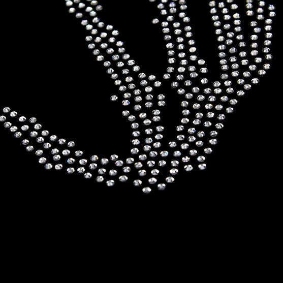 Aplique Manos Esqueleto Strass BY DELUXE Chile