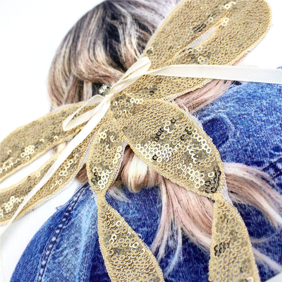 Aplique Mujer Lazo Dorado Lentejuelas BY DELUXE Chile